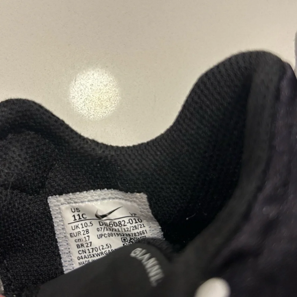 Nike Kids Giannis Immortality Black and White Sneakers, size 11C